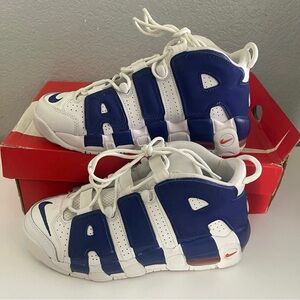 Nike Air More Uptempo GS Knicks - 415082-103 - Size 6.5Y